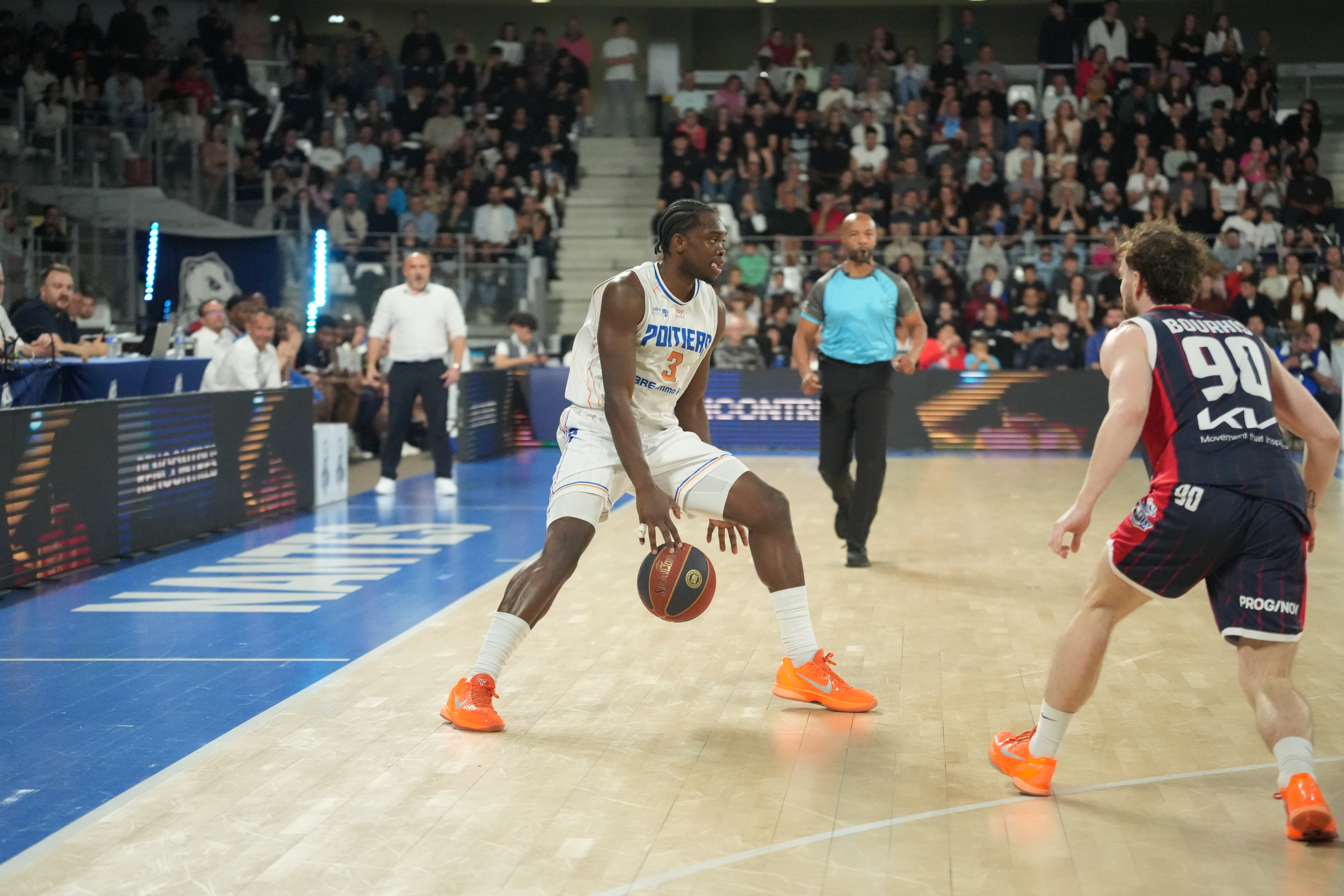 DEMI-FINALES PLAYOFFS ÉLITE 2 : POITIERS FORCE UN MATCH DÉCISIF !