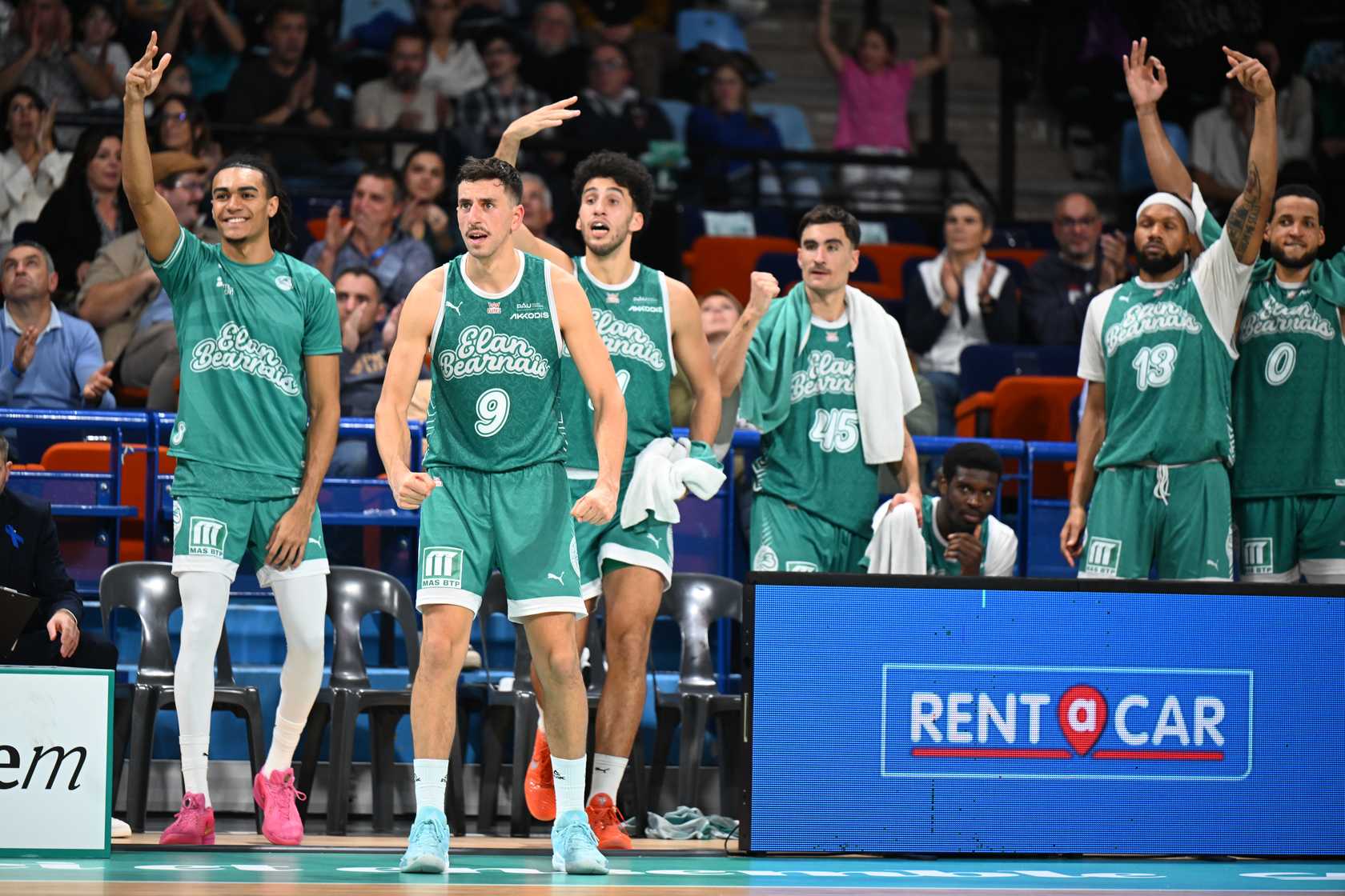 ELITE 2 (J13) : La course s'accélère, entre duels au sommet et urgence du maintien