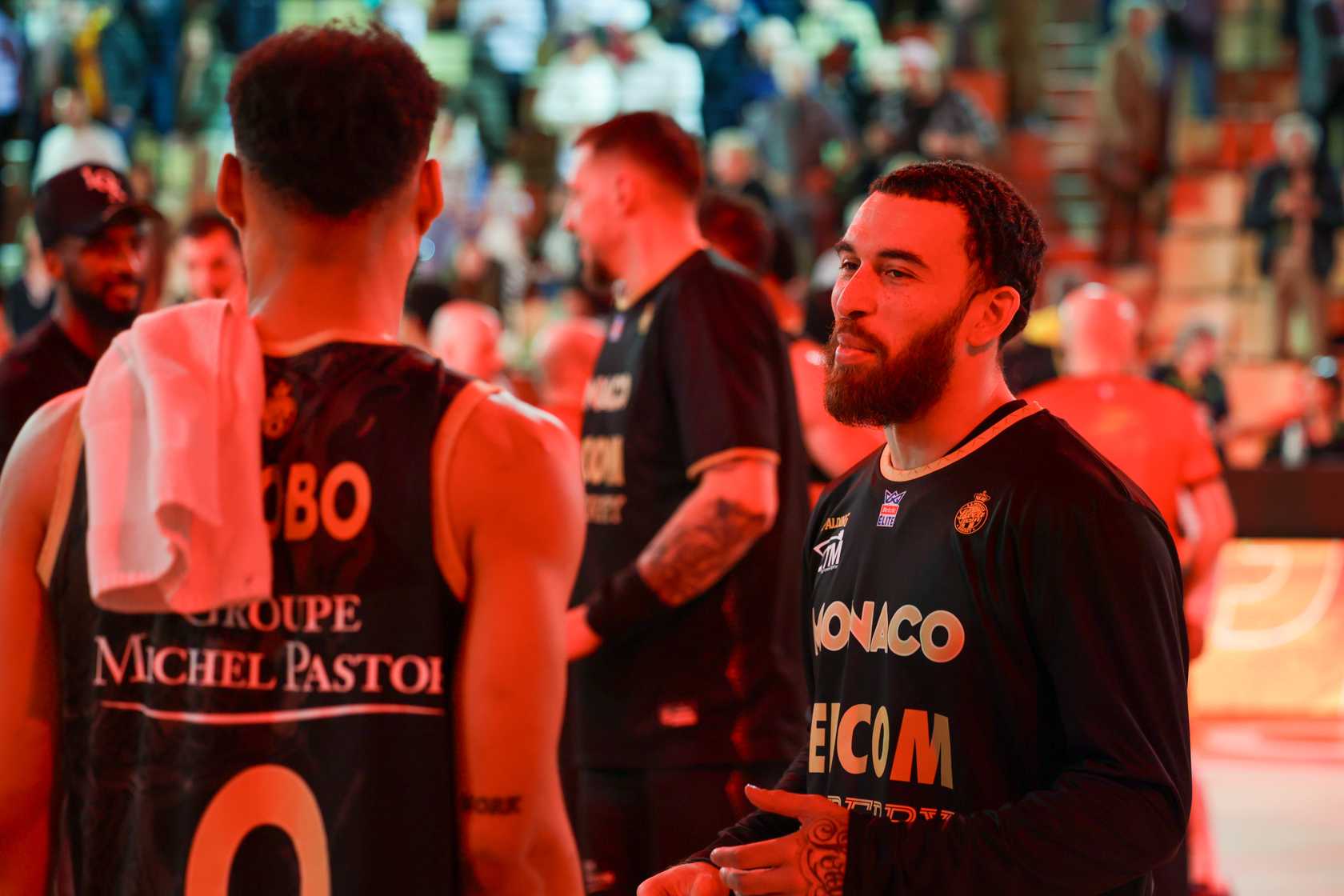 Monaco et Bourg imposent leur loi, Lyon-Villeurbanne décroche la lune au Buzzer !