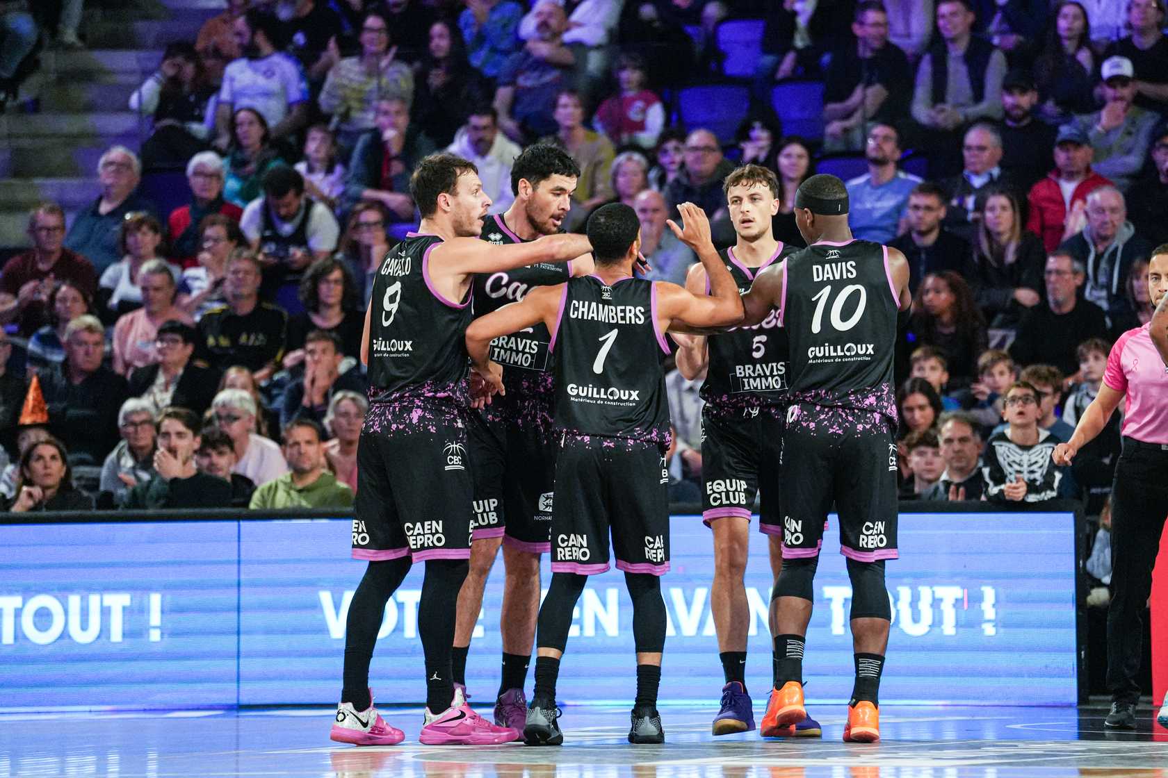 Orléans reste solide, Vichy s’offre le derby et Caen respire enfin